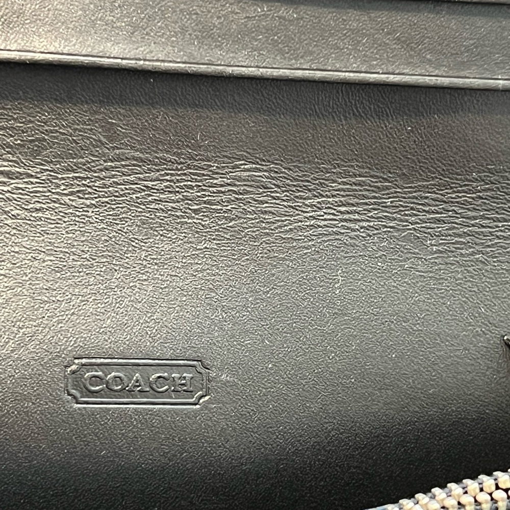 Coach Authentic Signature Wallet And Key Pouch - image 4